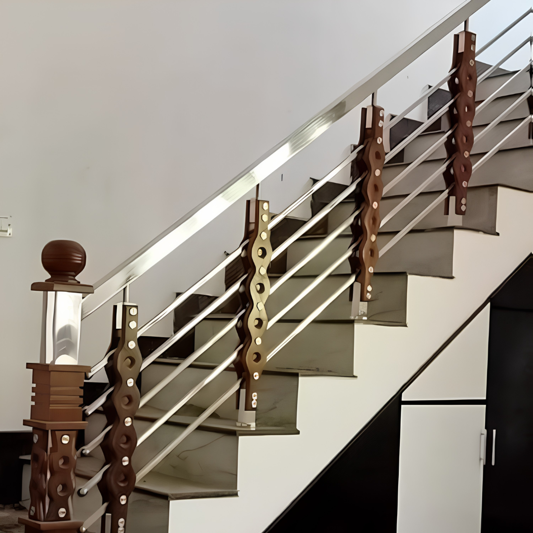 Wooden Master Pillar